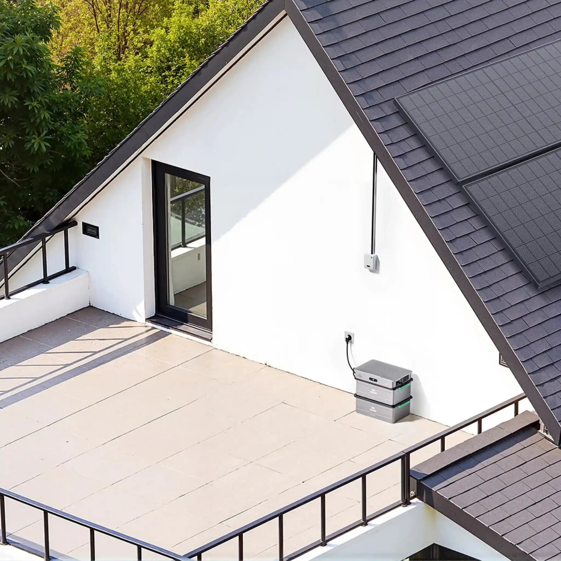 Zendure Solarflow 2400 AC Balkon